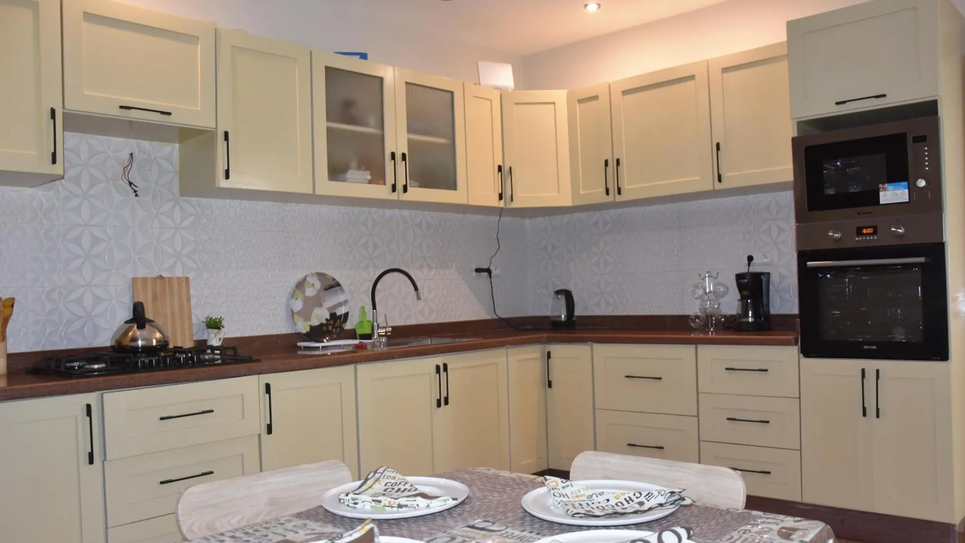 Appartement A As-Suwajra Apartament