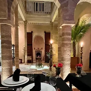 Malaika رياد